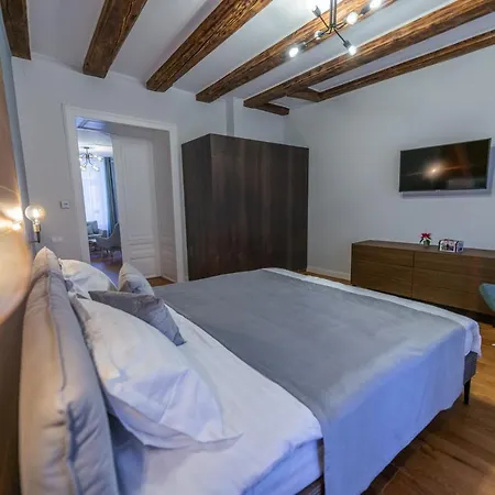 Poarta Schei 18 Brasov