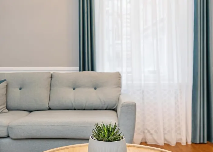 Poarta Schei 18 Apartment *