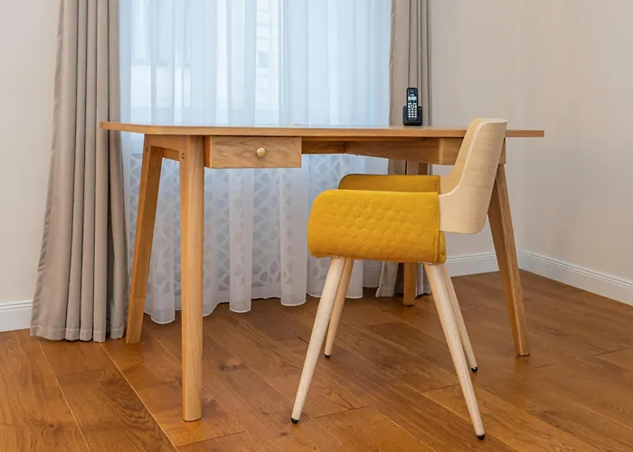 Apartment Poarta Schei 18