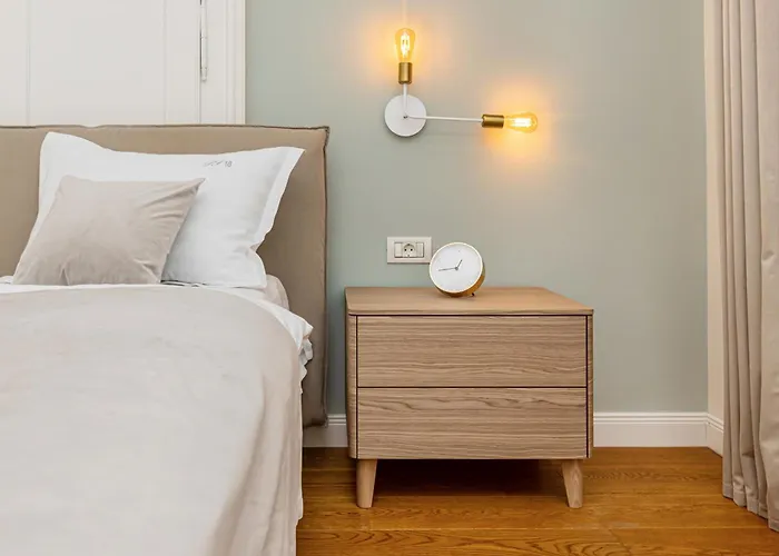 Poarta Schei 18 Daire